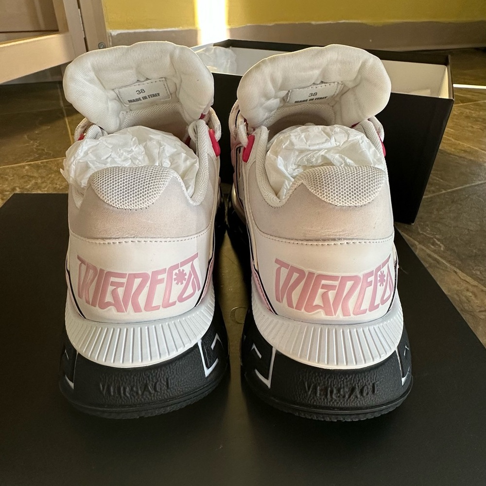 Brand new Versace Trigeca sneakers - Picture 4 of 7